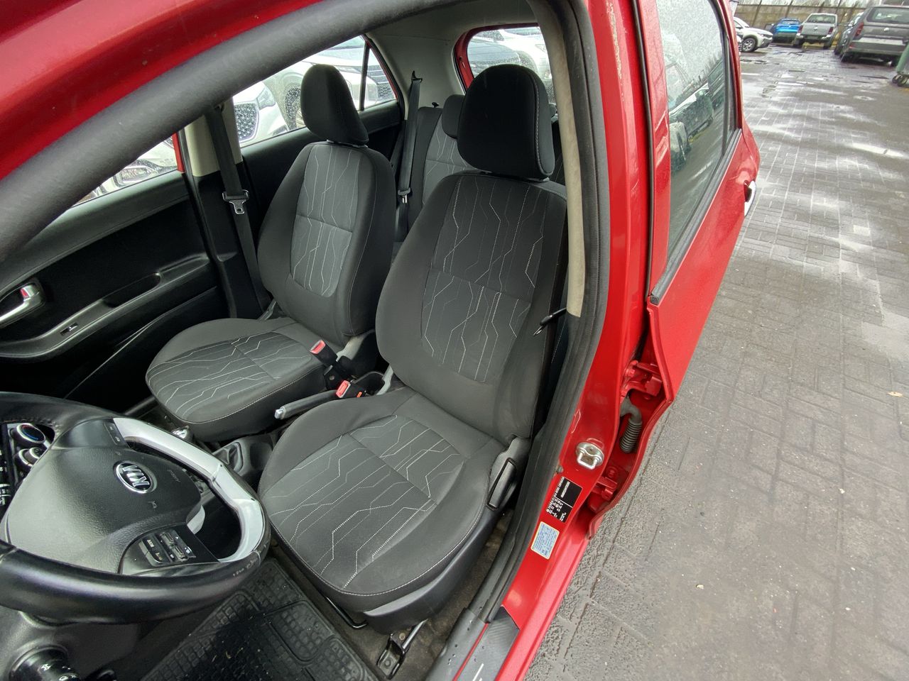 KIA - 17