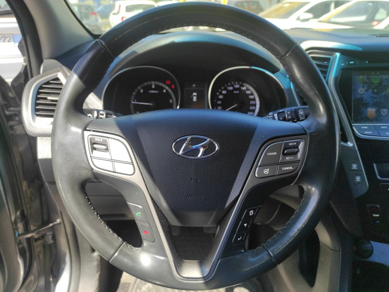 HYUNDAI - 17