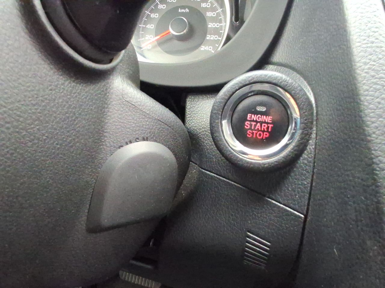 Subaru Forester — foto 36 de 36