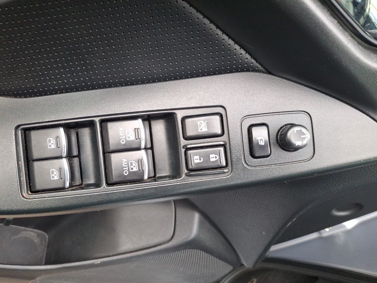 Subaru Forester — foto 23 de 36