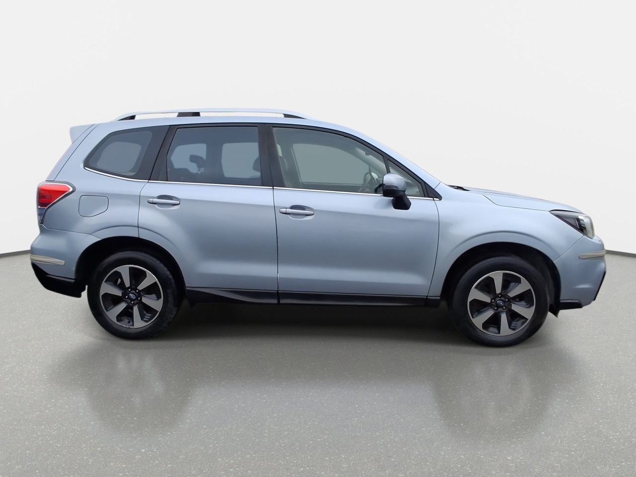 Subaru Forester — foto 9 de 36