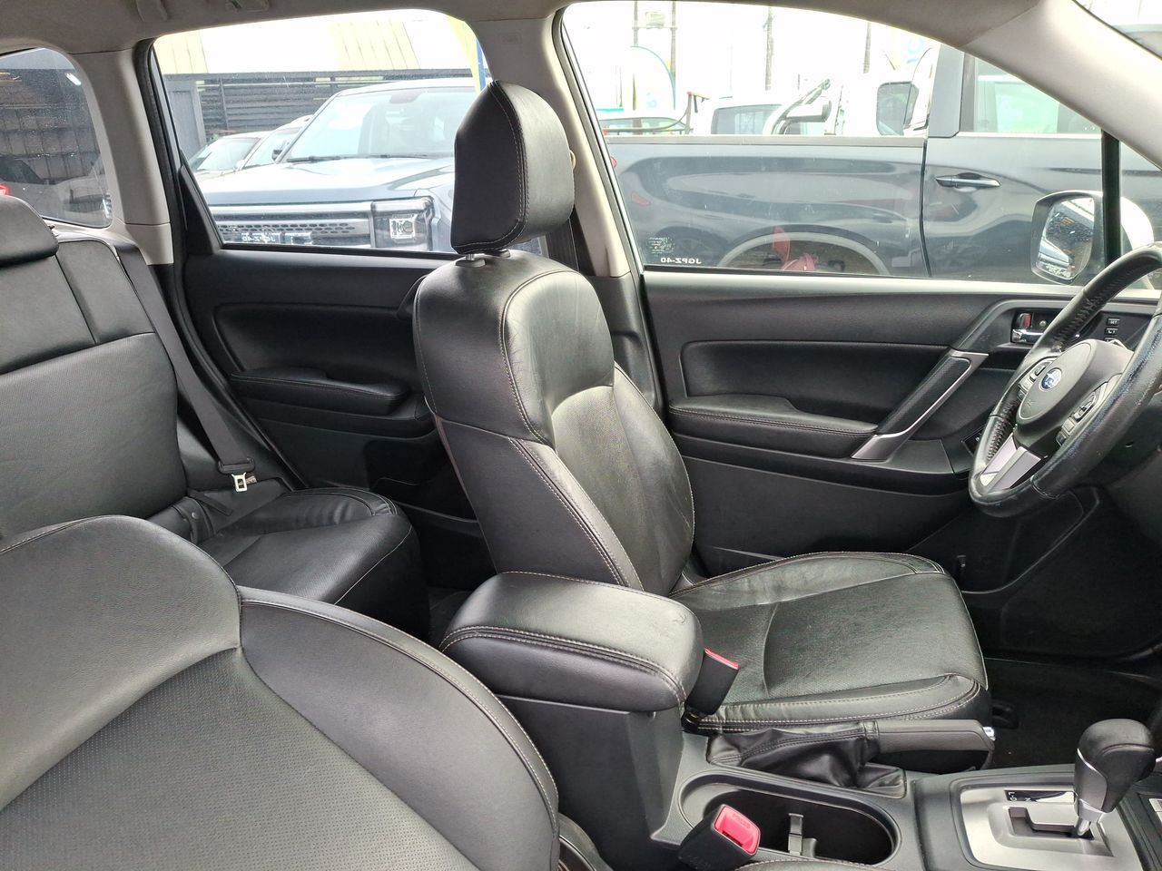 Subaru Forester — foto 16 de 36