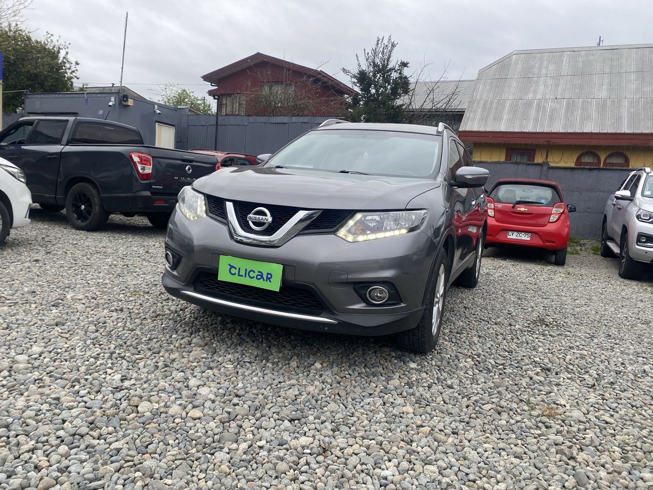 NISSAN - 2