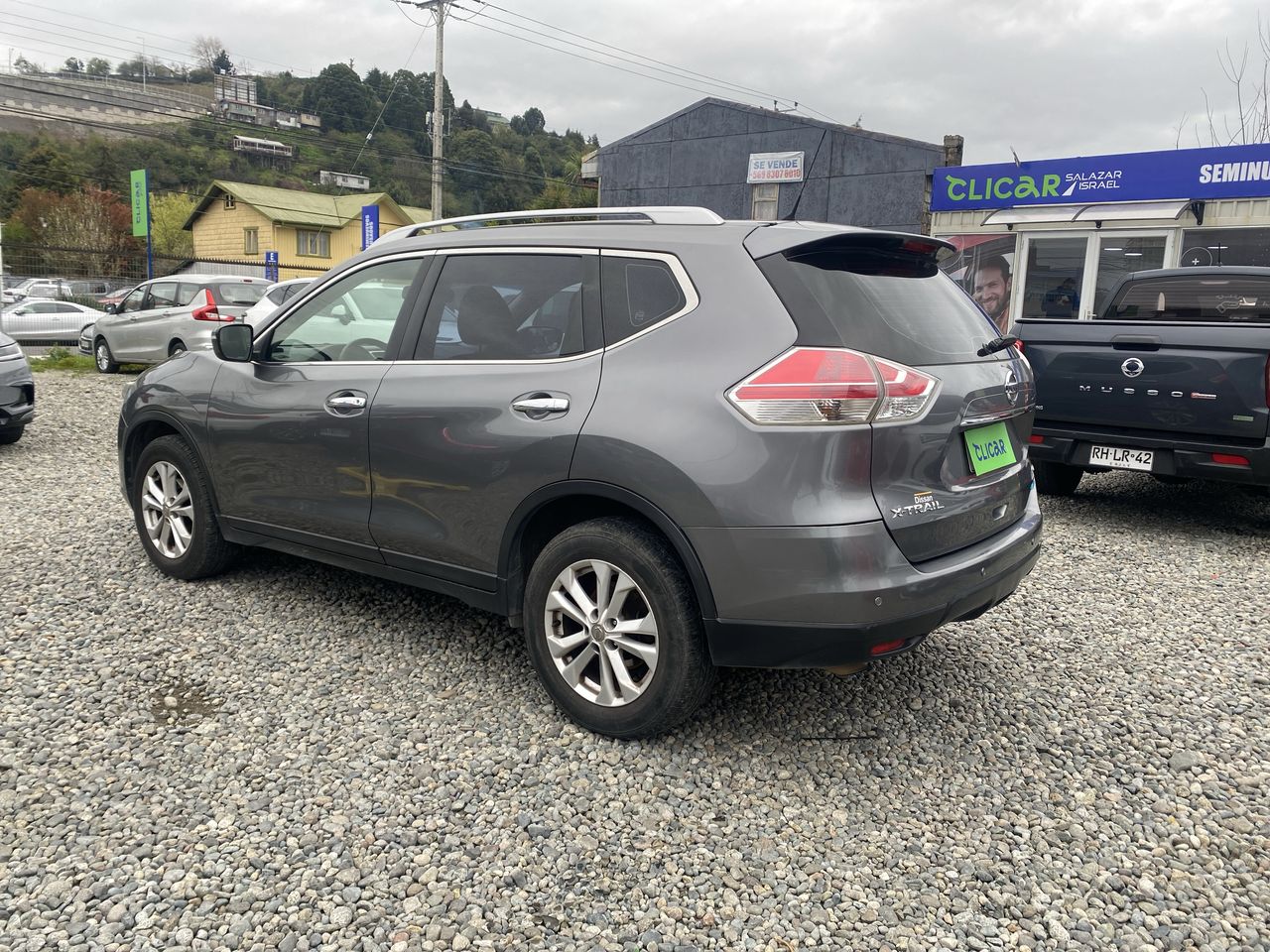 NISSAN - 4