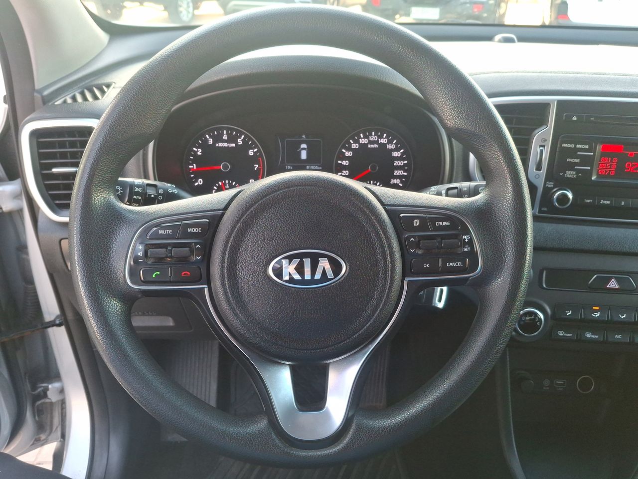 KIA - 24