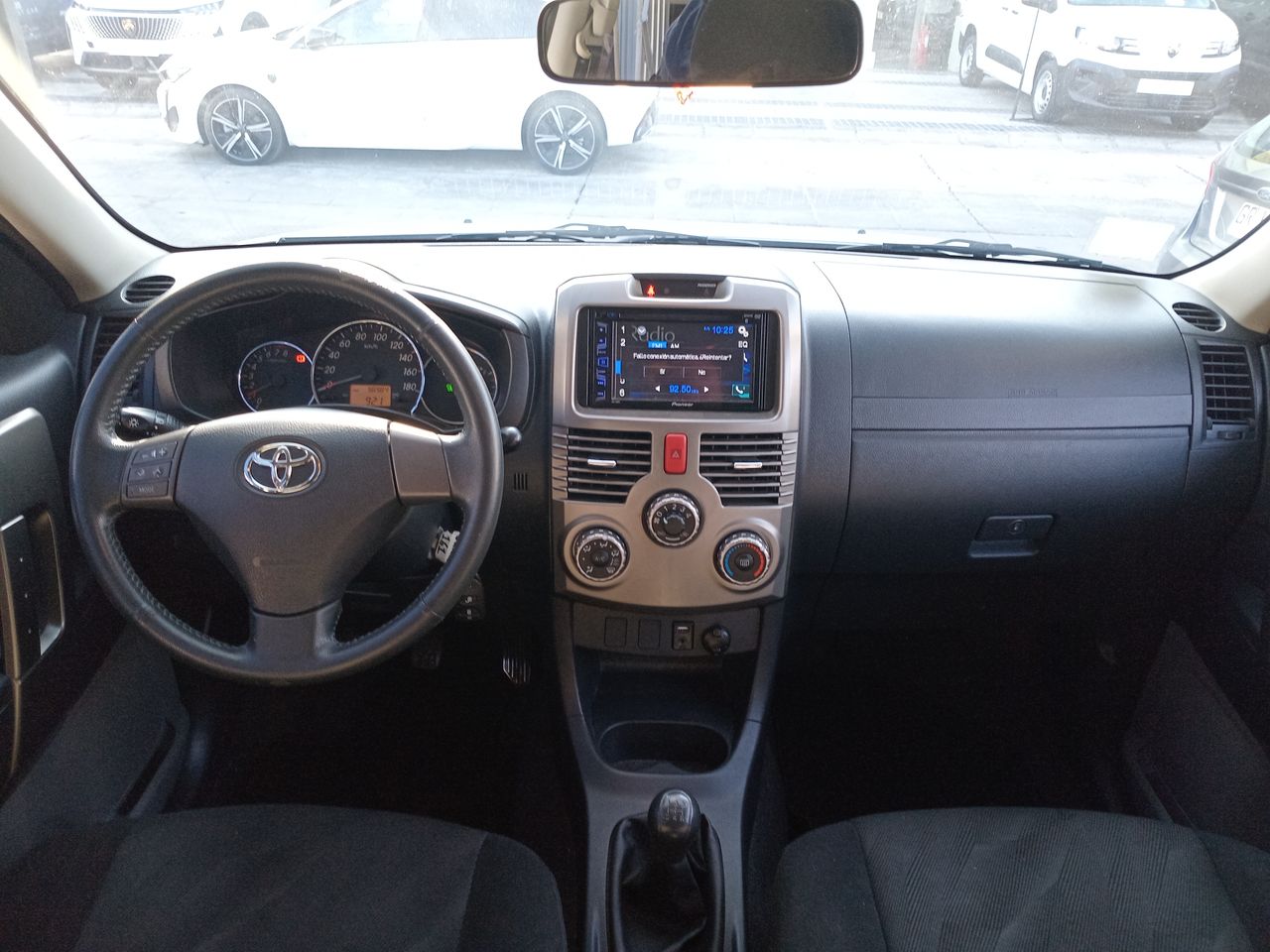 TOYOTA - 30