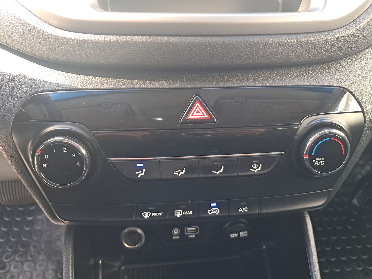 HYUNDAI - 29
