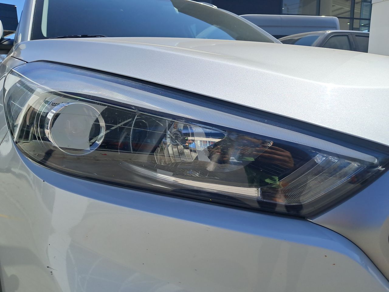 HYUNDAI - 18