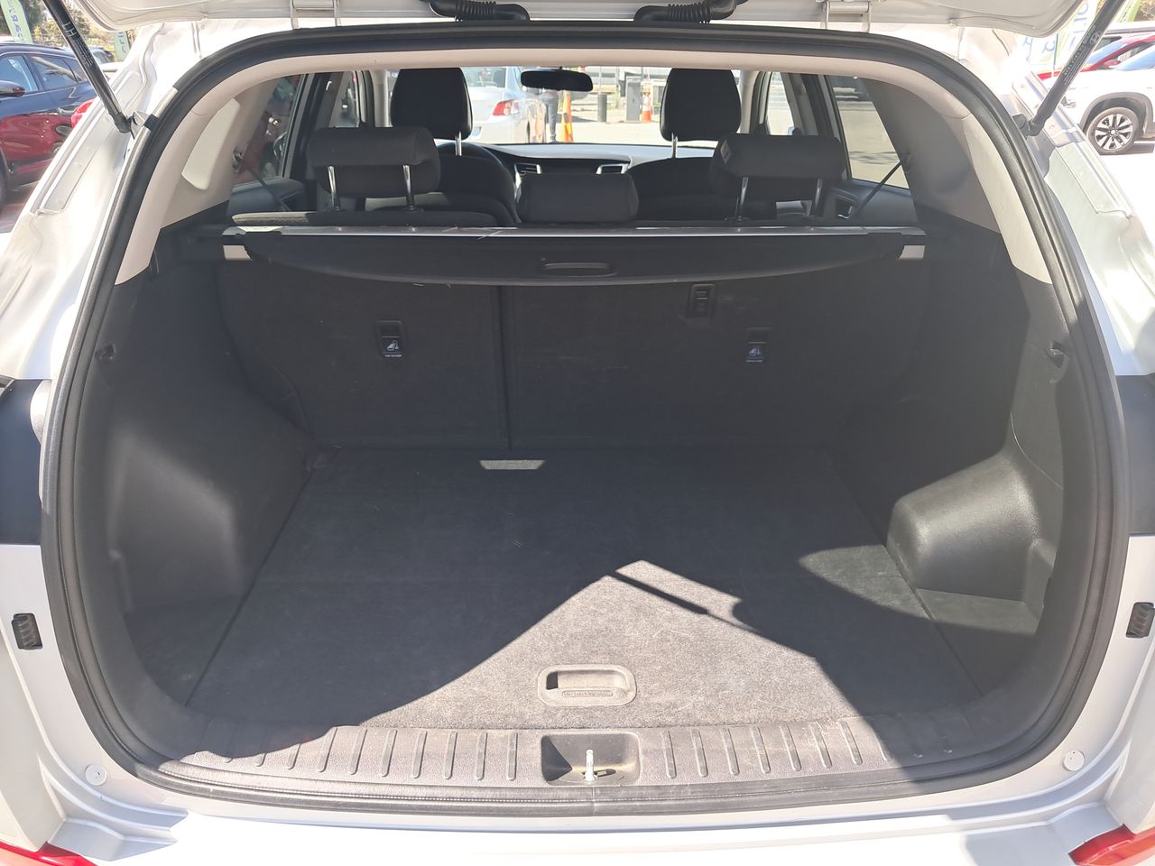 HYUNDAI - 21