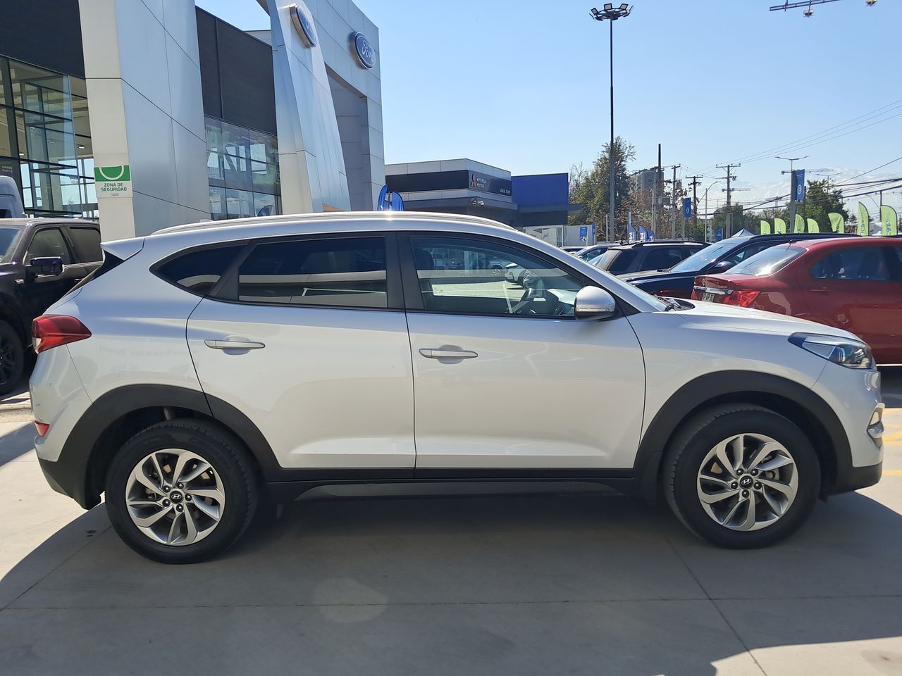 HYUNDAI - 8