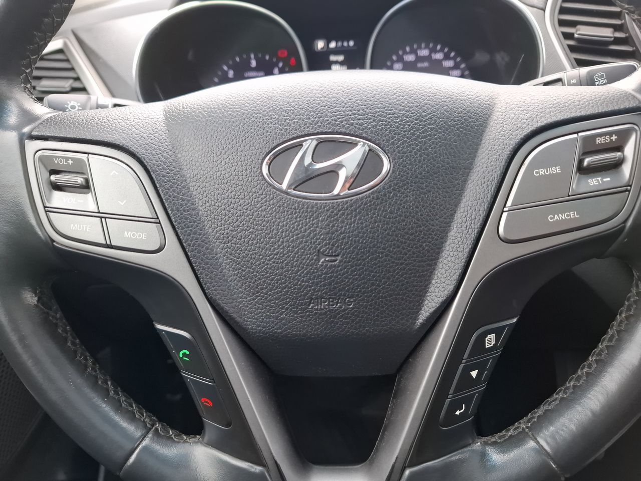 HYUNDAI - 18