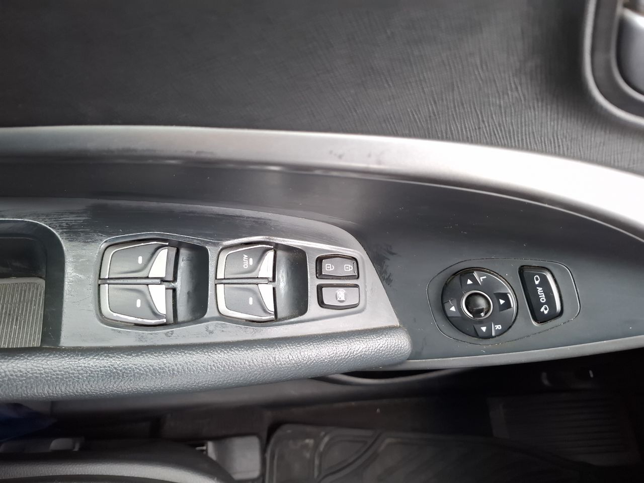 HYUNDAI - 14