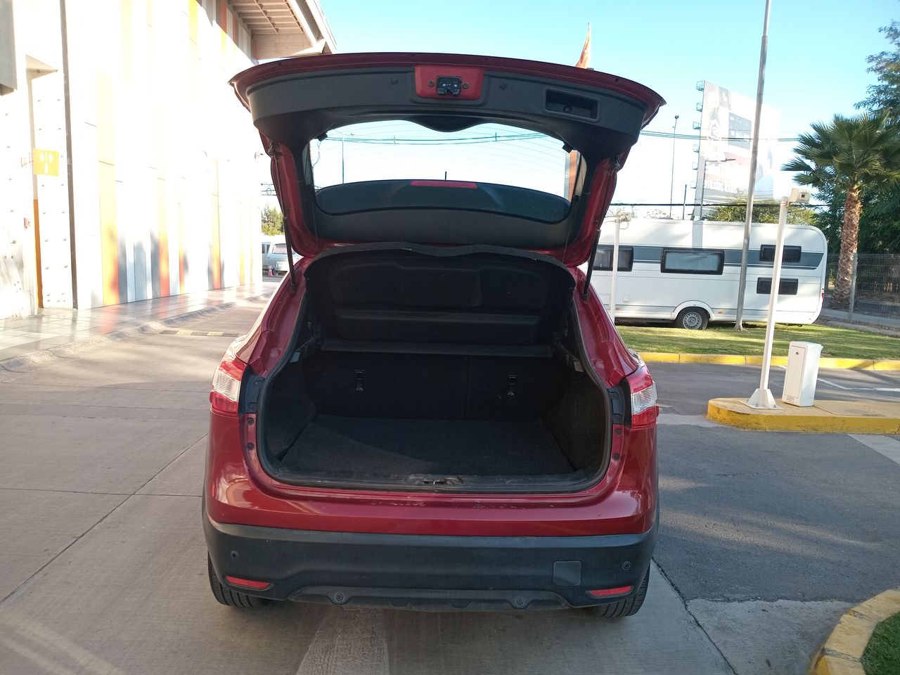 NISSAN - 18