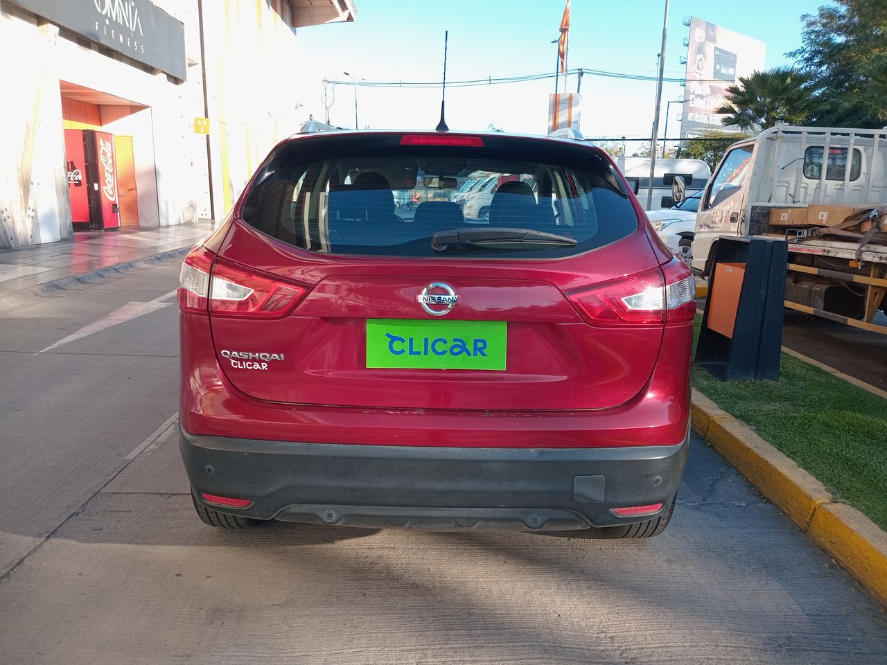 NISSAN - 6