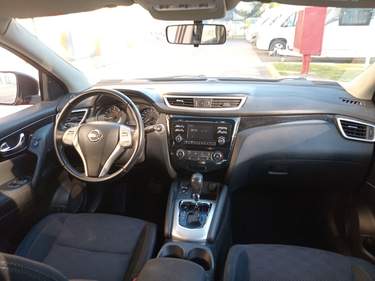NISSAN - 9