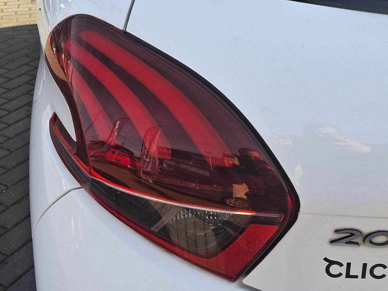 PEUGEOT - 12