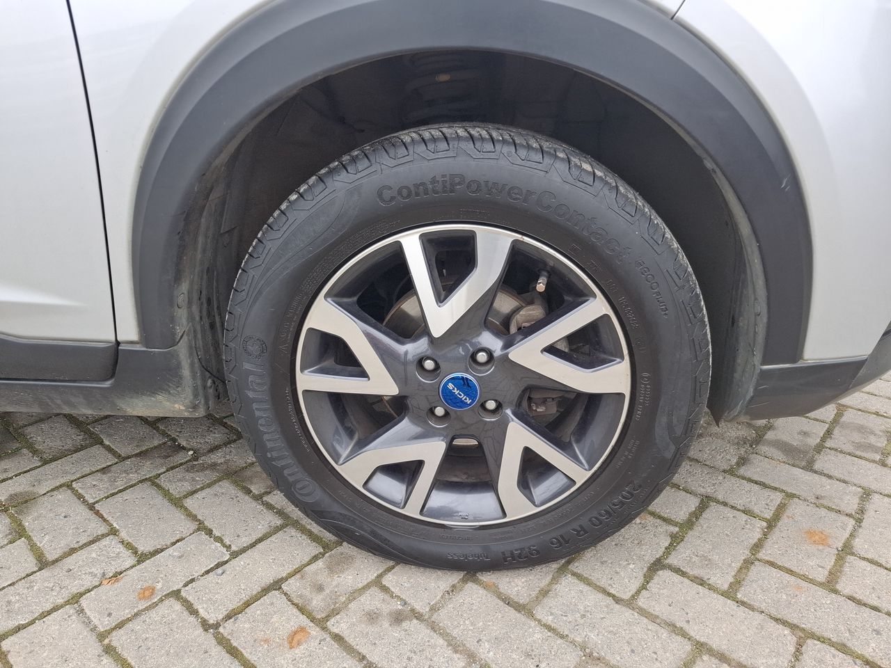 NISSAN - 9