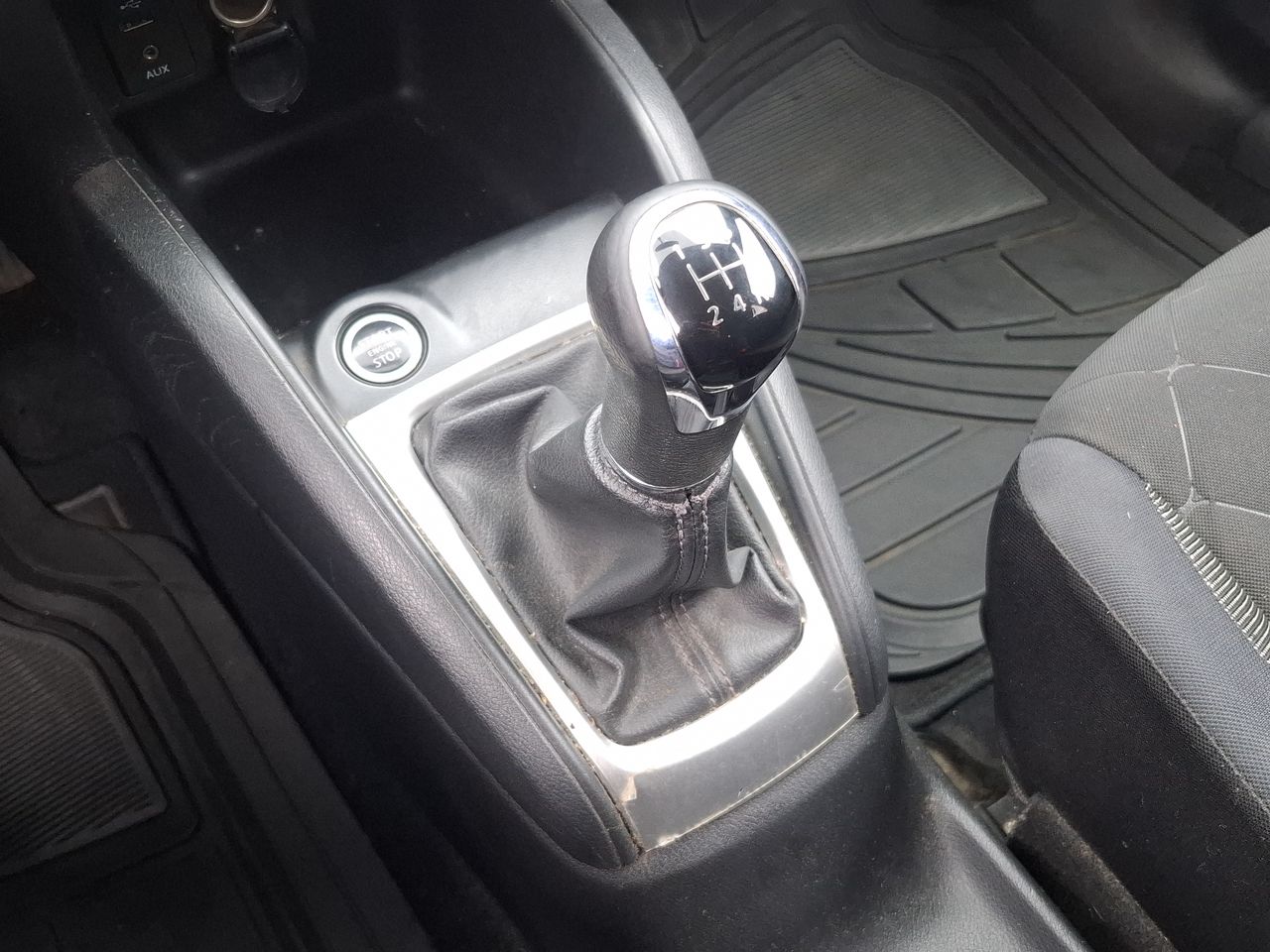 NISSAN - 21