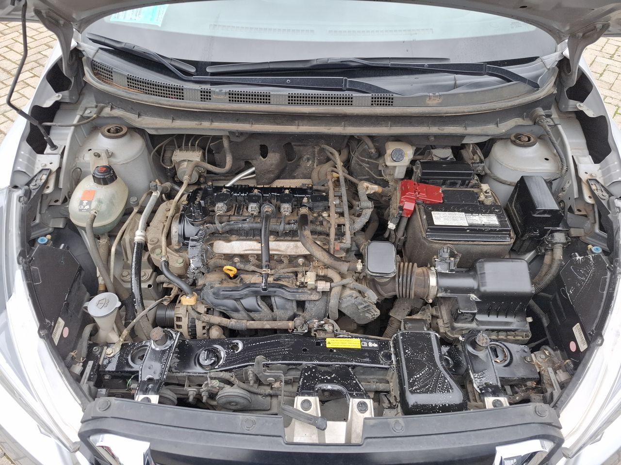 NISSAN - 10