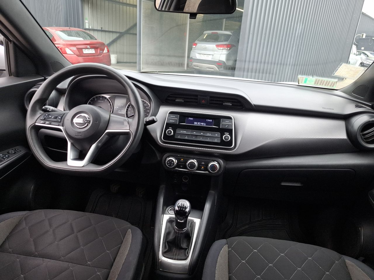 NISSAN - 1