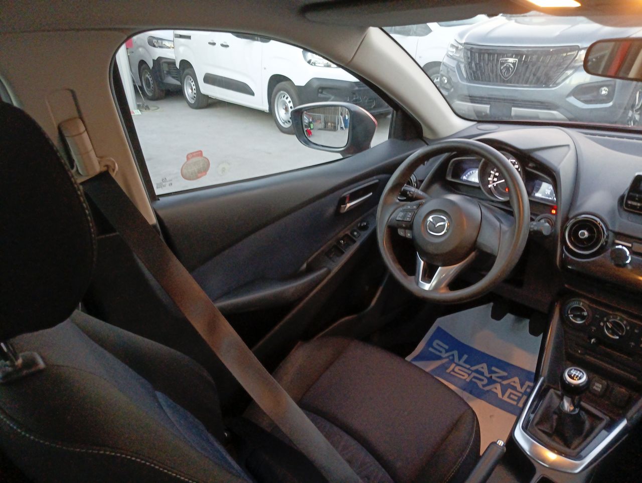 MAZDA - 14