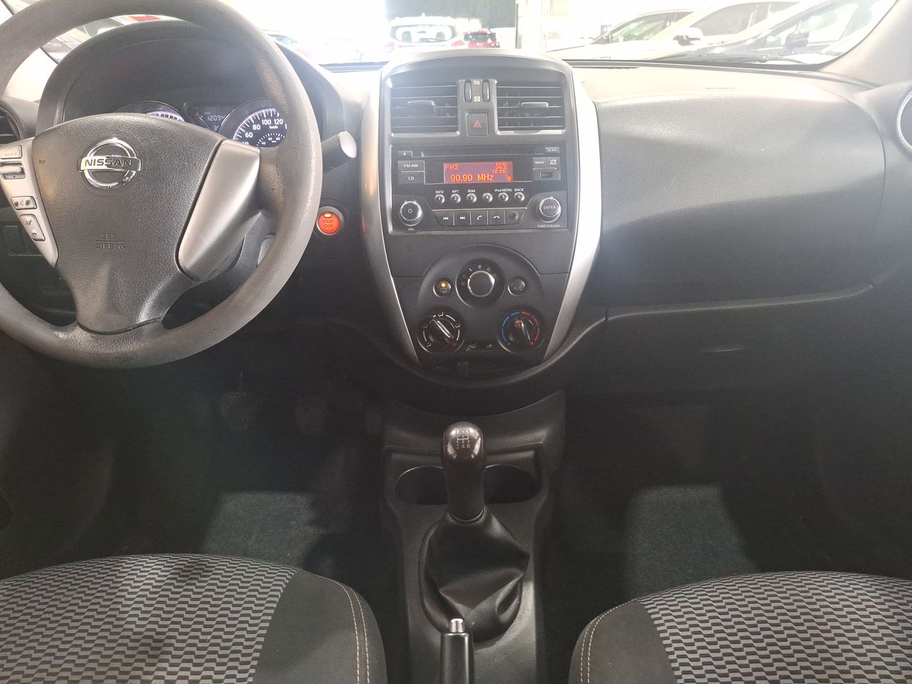 NISSAN - 29