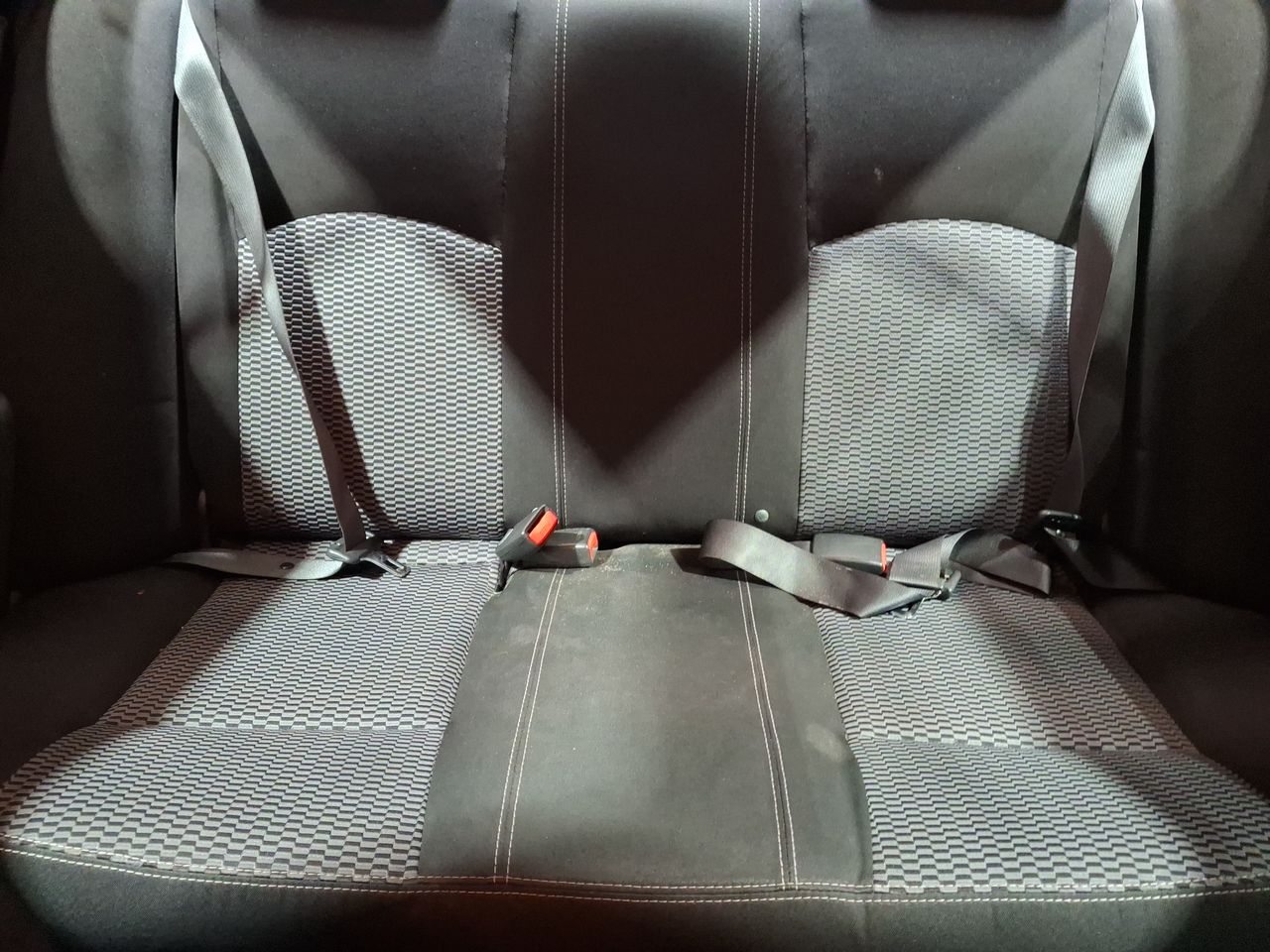 Nissan Versa — foto 24 de 25