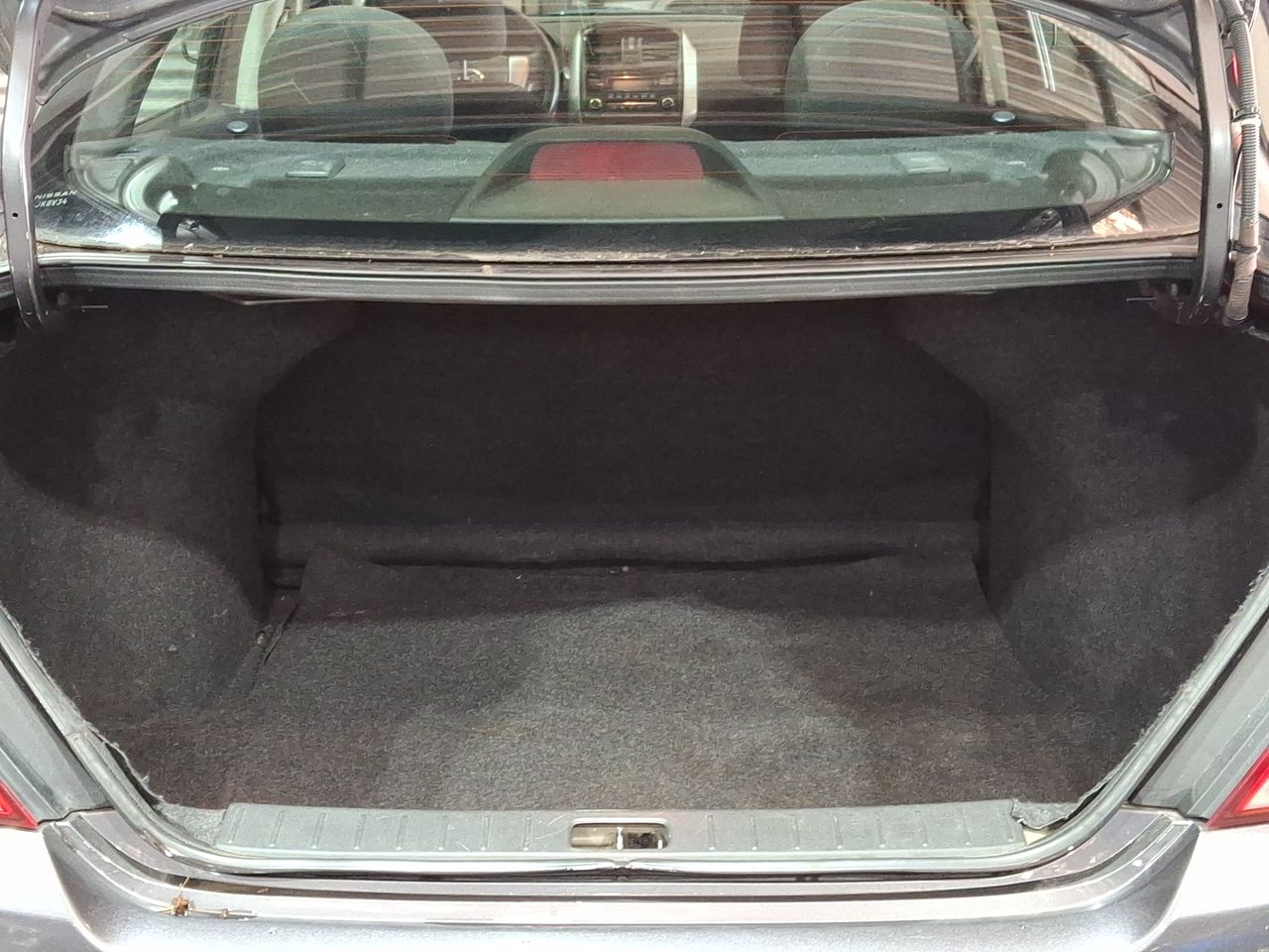 Nissan Versa — foto 13 de 25