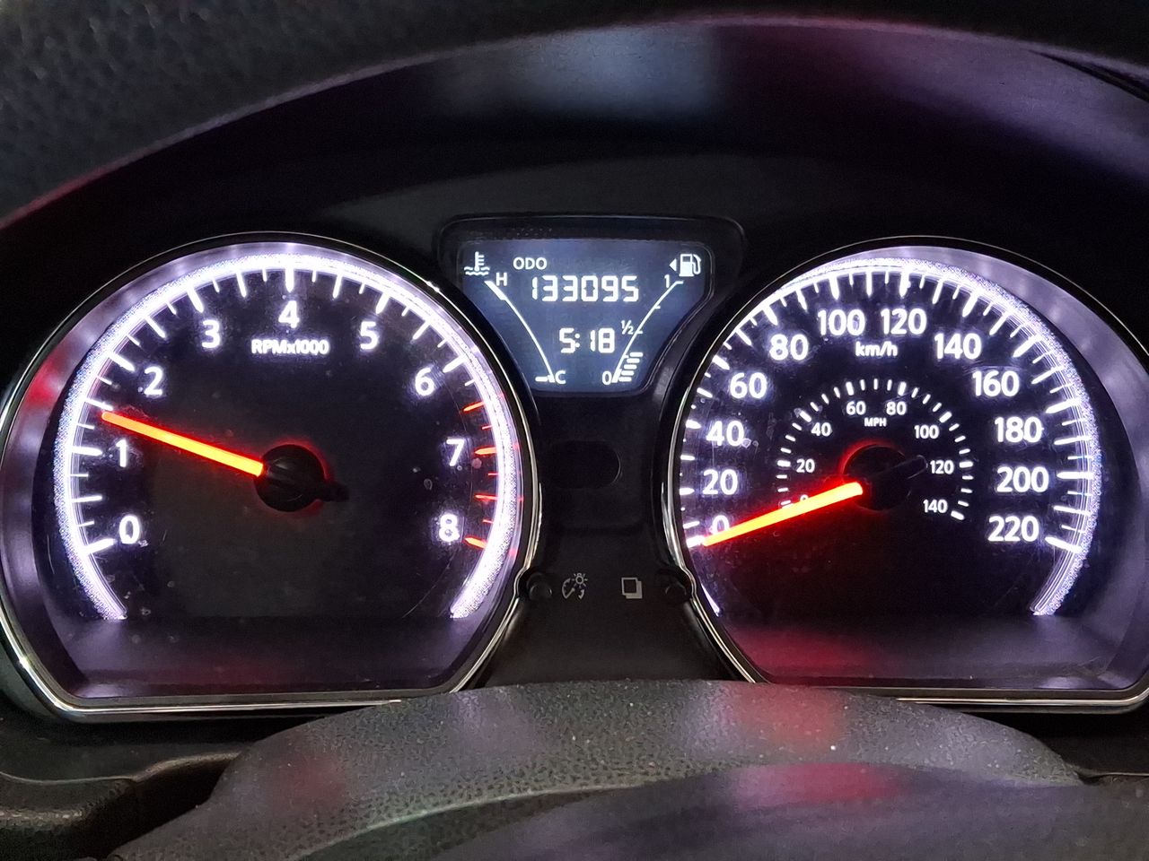 Nissan Versa — foto 18 de 25