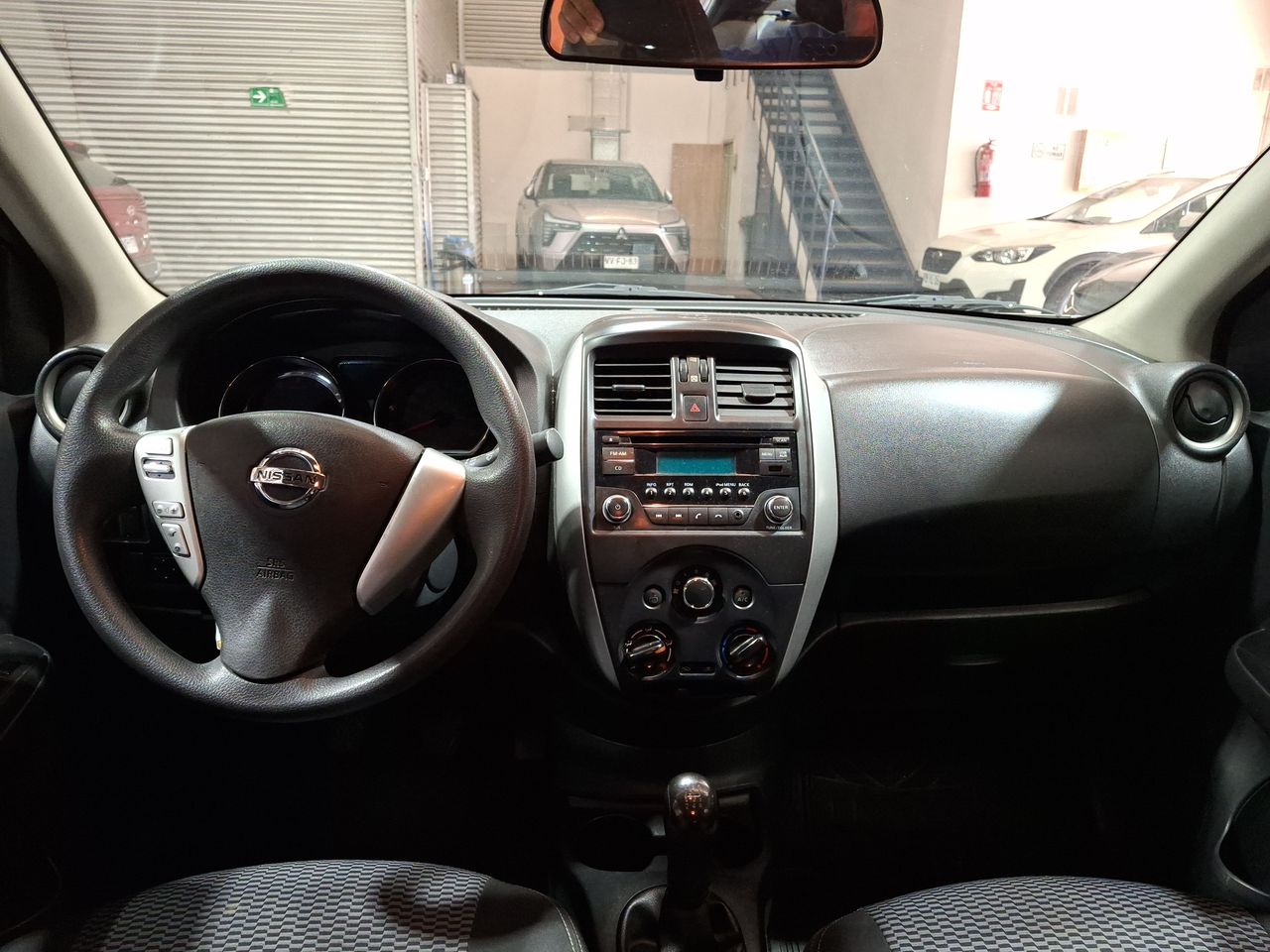 Nissan Versa — foto 2 de 25