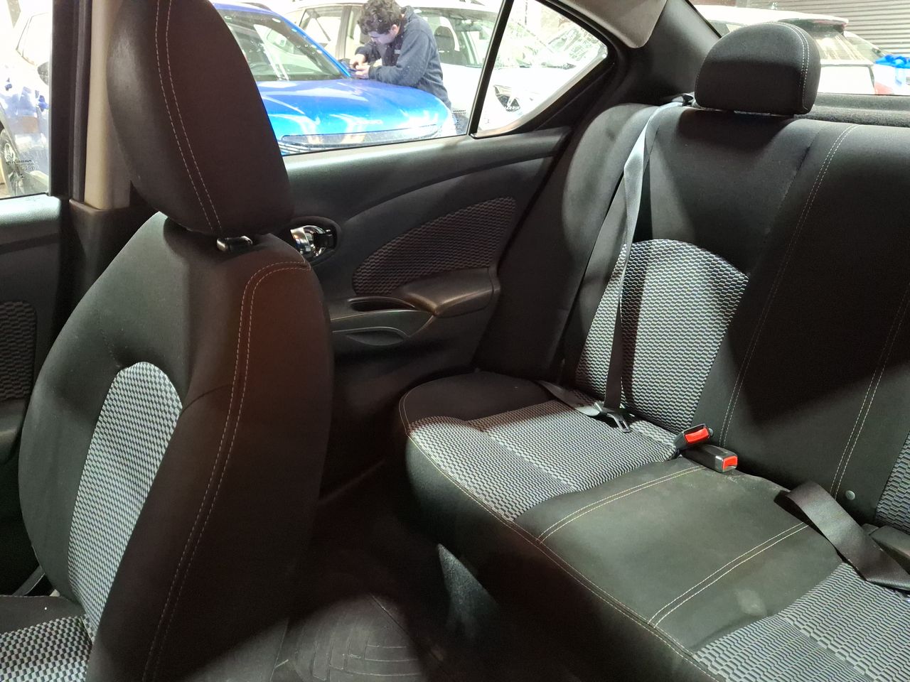 Nissan Versa — foto 5 de 25
