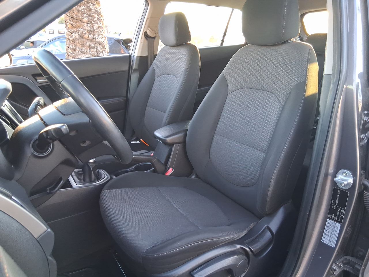 HYUNDAI - 25