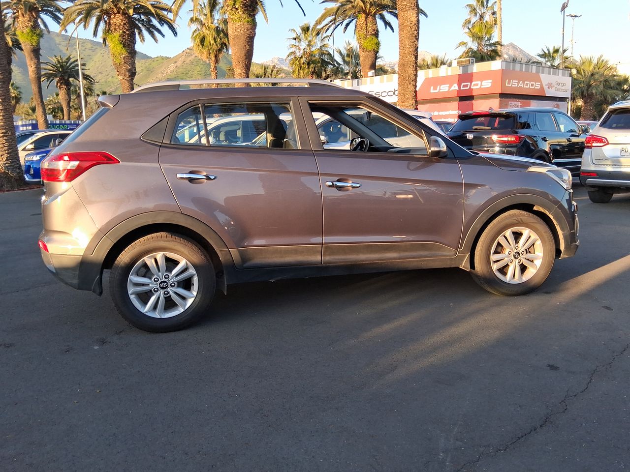HYUNDAI - 8