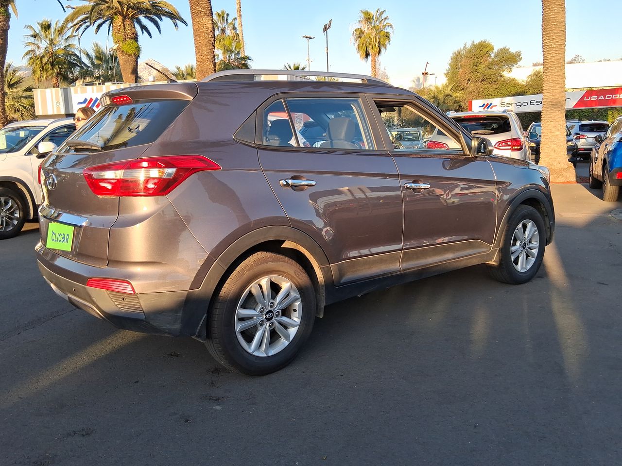 HYUNDAI - 7