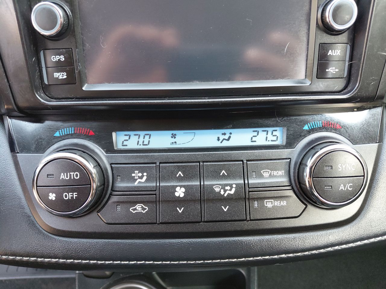 TOYOTA - 20