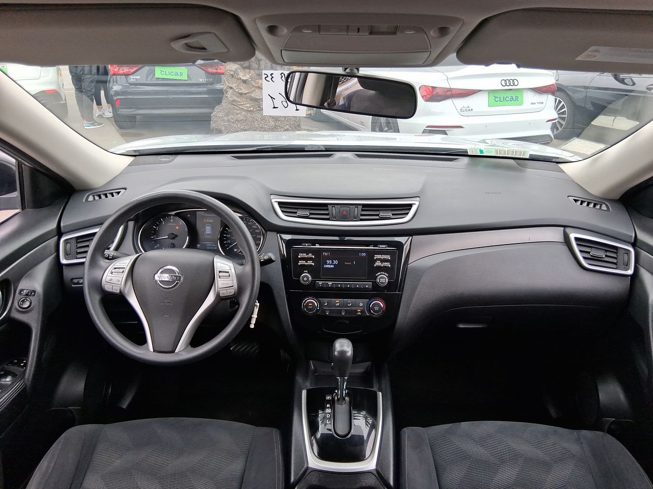 NISSAN - 32