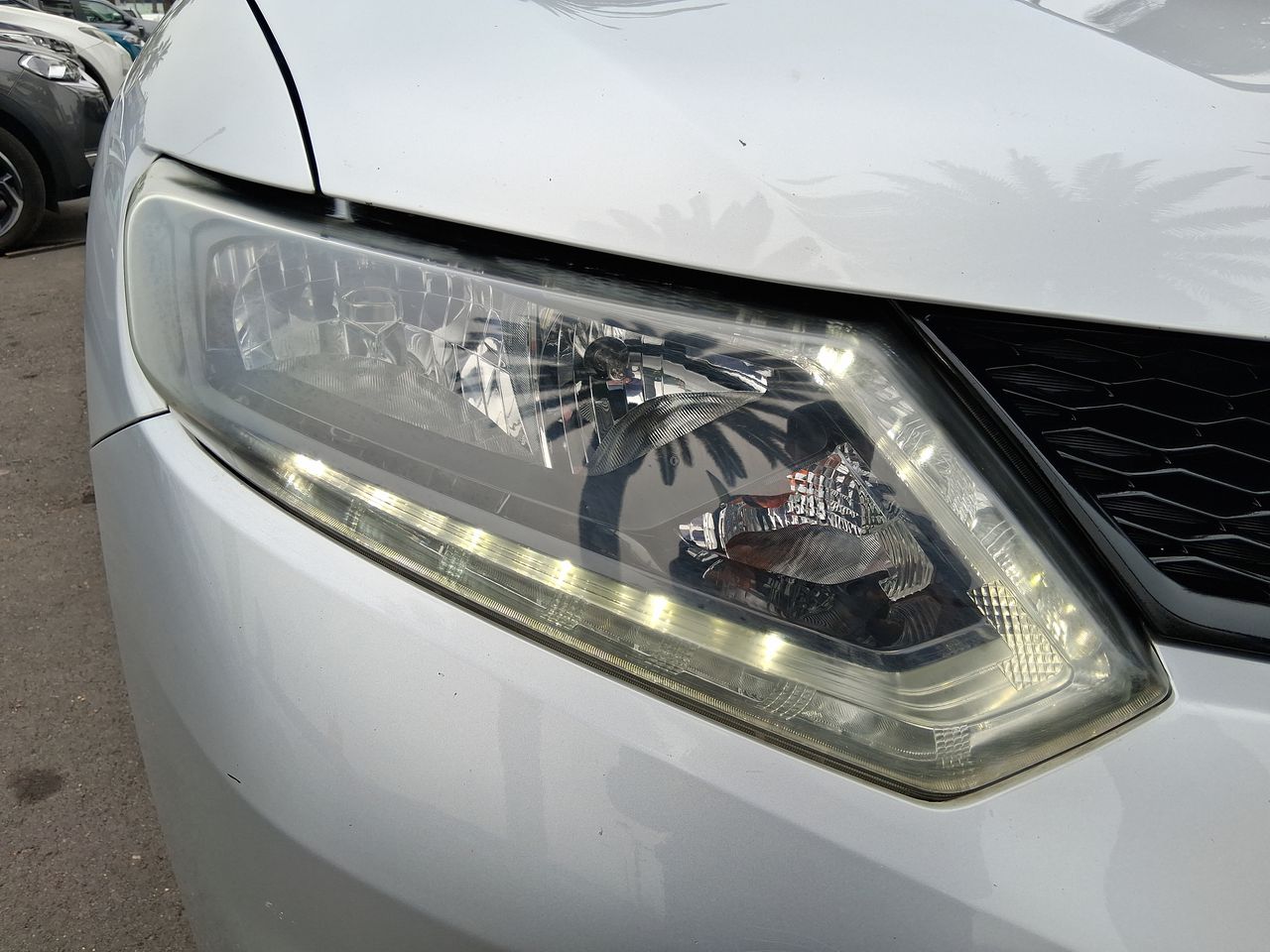 NISSAN - 19