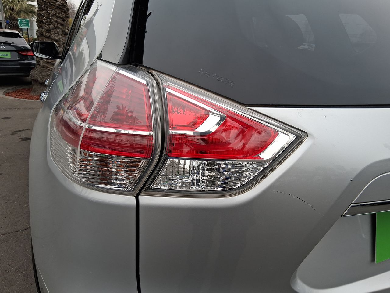 NISSAN - 20