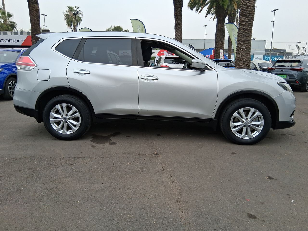 NISSAN - 8