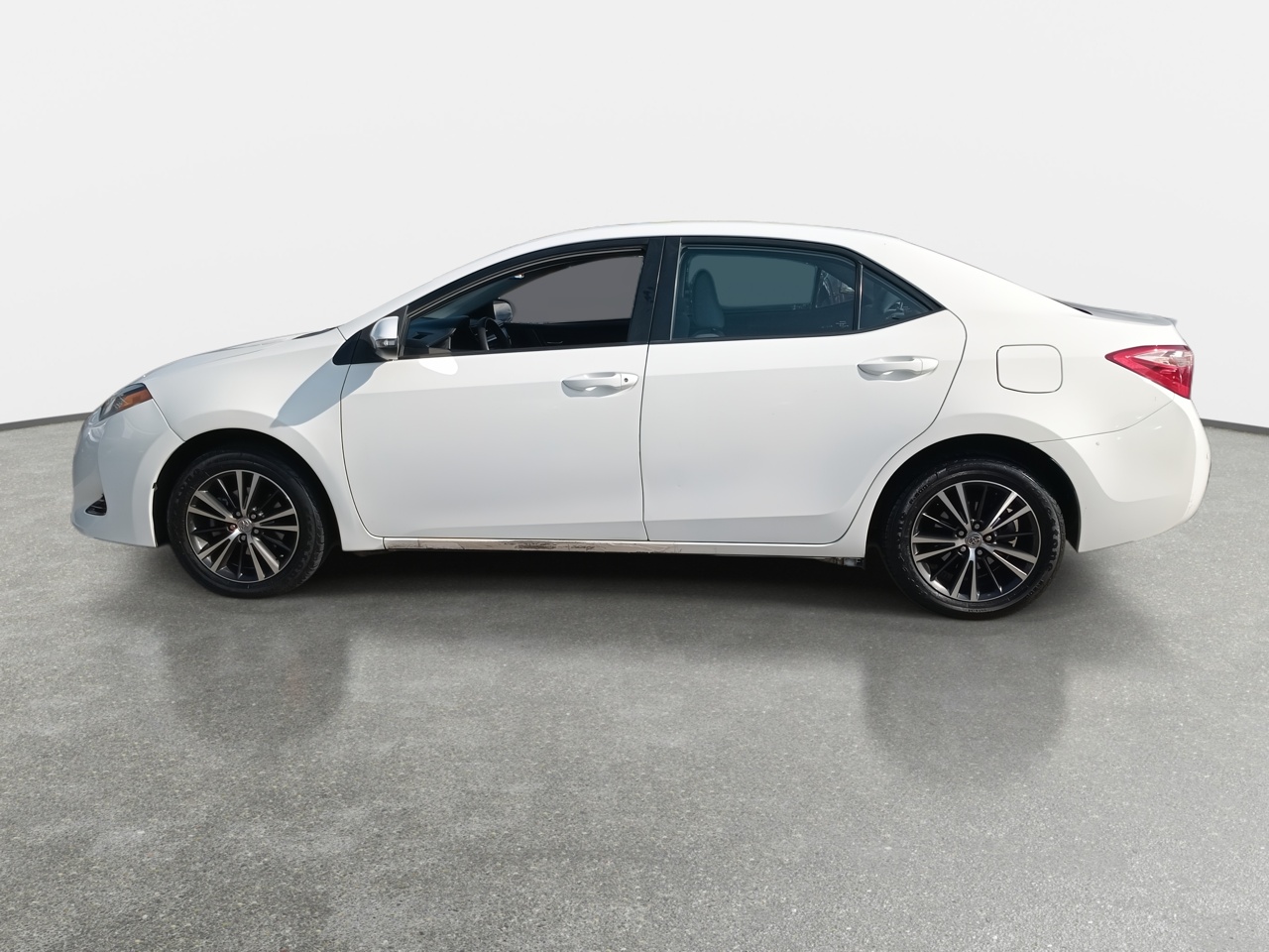 TOYOTA - 4