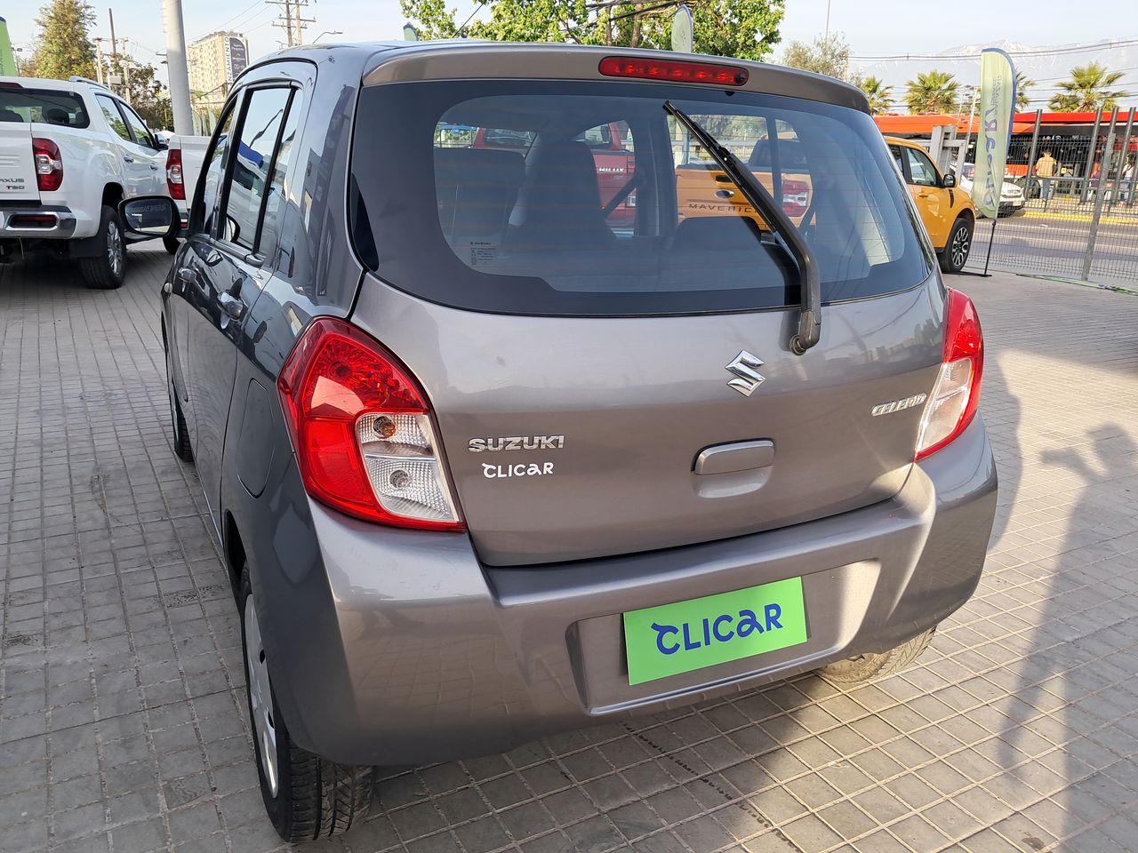 SUZUKI - 5