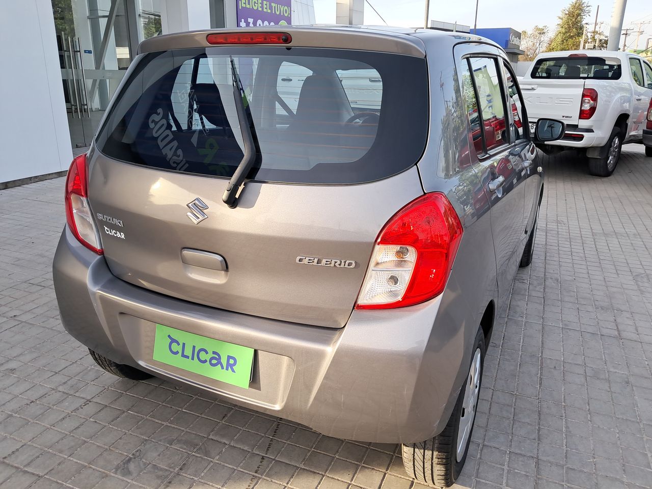 SUZUKI - 7