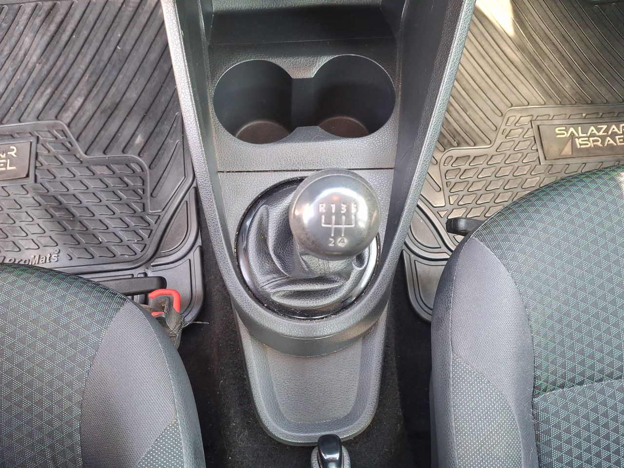 VOLKSWAGEN - 29