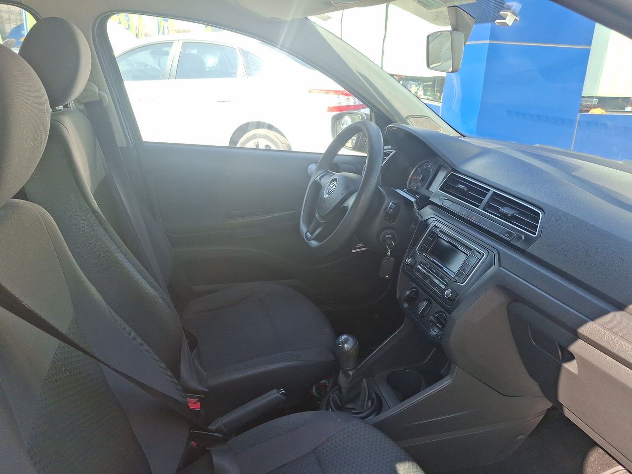 VOLKSWAGEN - 16