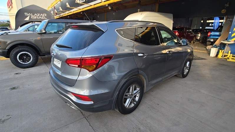 HYUNDAI - 4