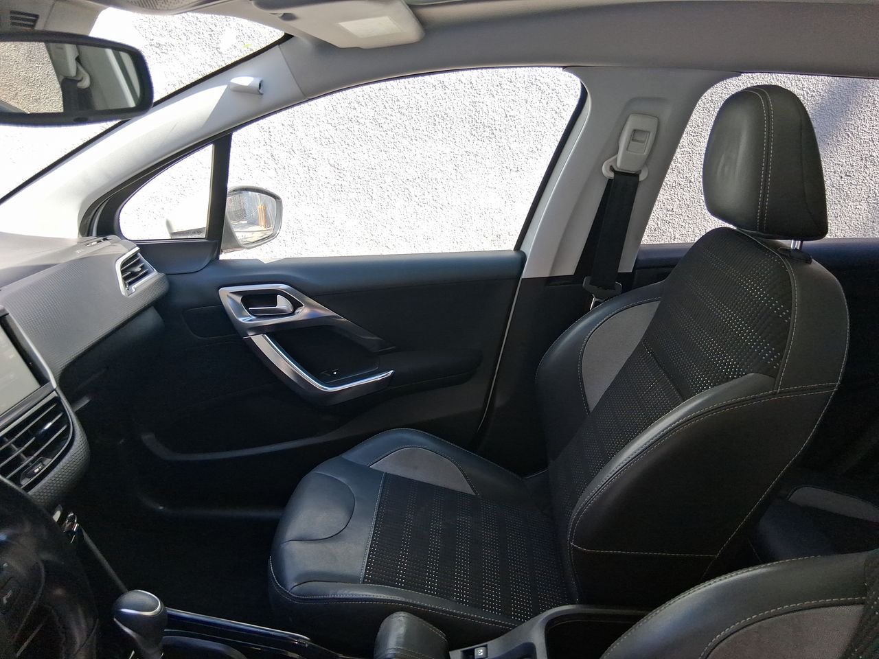 PEUGEOT - 10