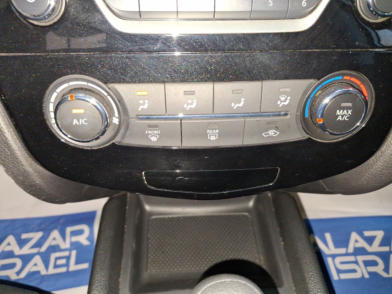 NISSAN - 28
