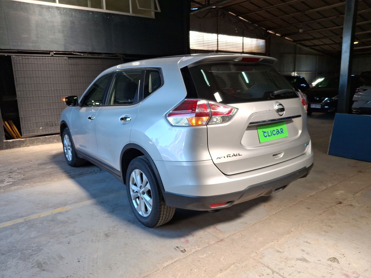 NISSAN - 5