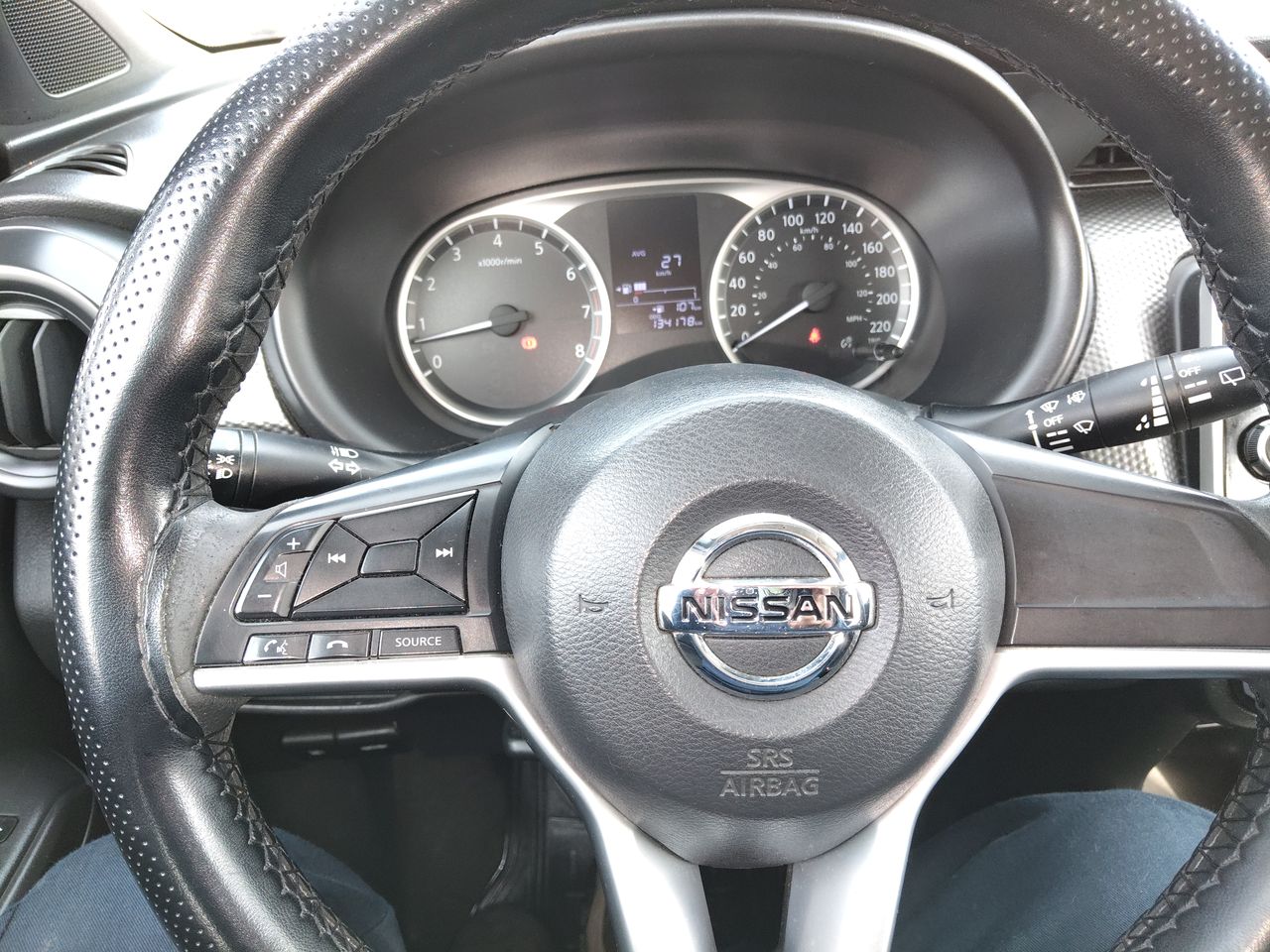 NISSAN - 27