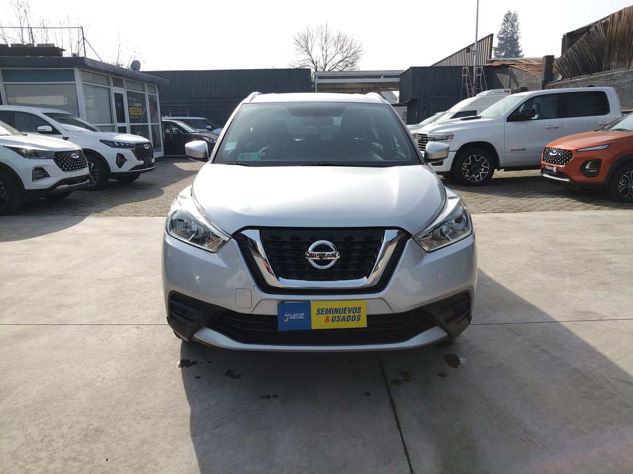 NISSAN - 2